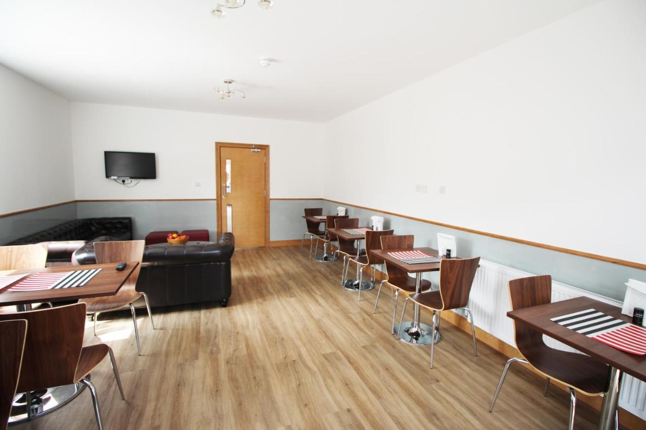 Flexistay Aparthotel Sutton Σάτον Εξωτερικό φωτογραφία
