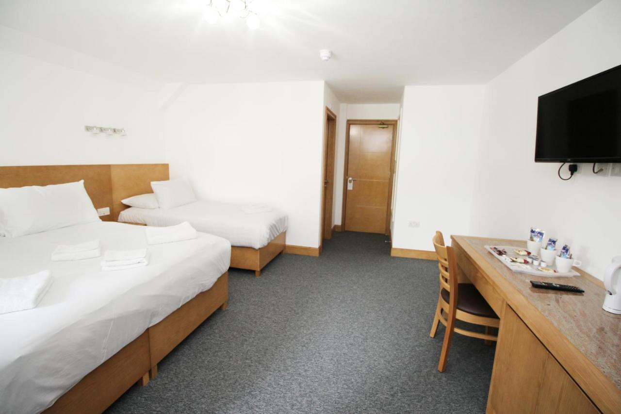 Flexistay Aparthotel Sutton Σάτον Εξωτερικό φωτογραφία