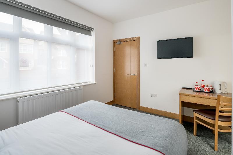 Flexistay Aparthotel Sutton Σάτον Εξωτερικό φωτογραφία