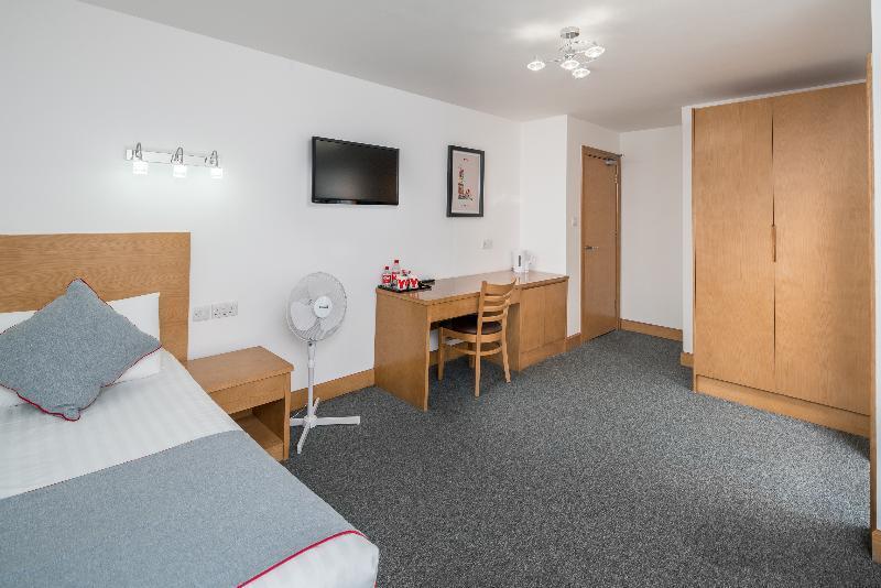 Flexistay Aparthotel Sutton Σάτον Εξωτερικό φωτογραφία